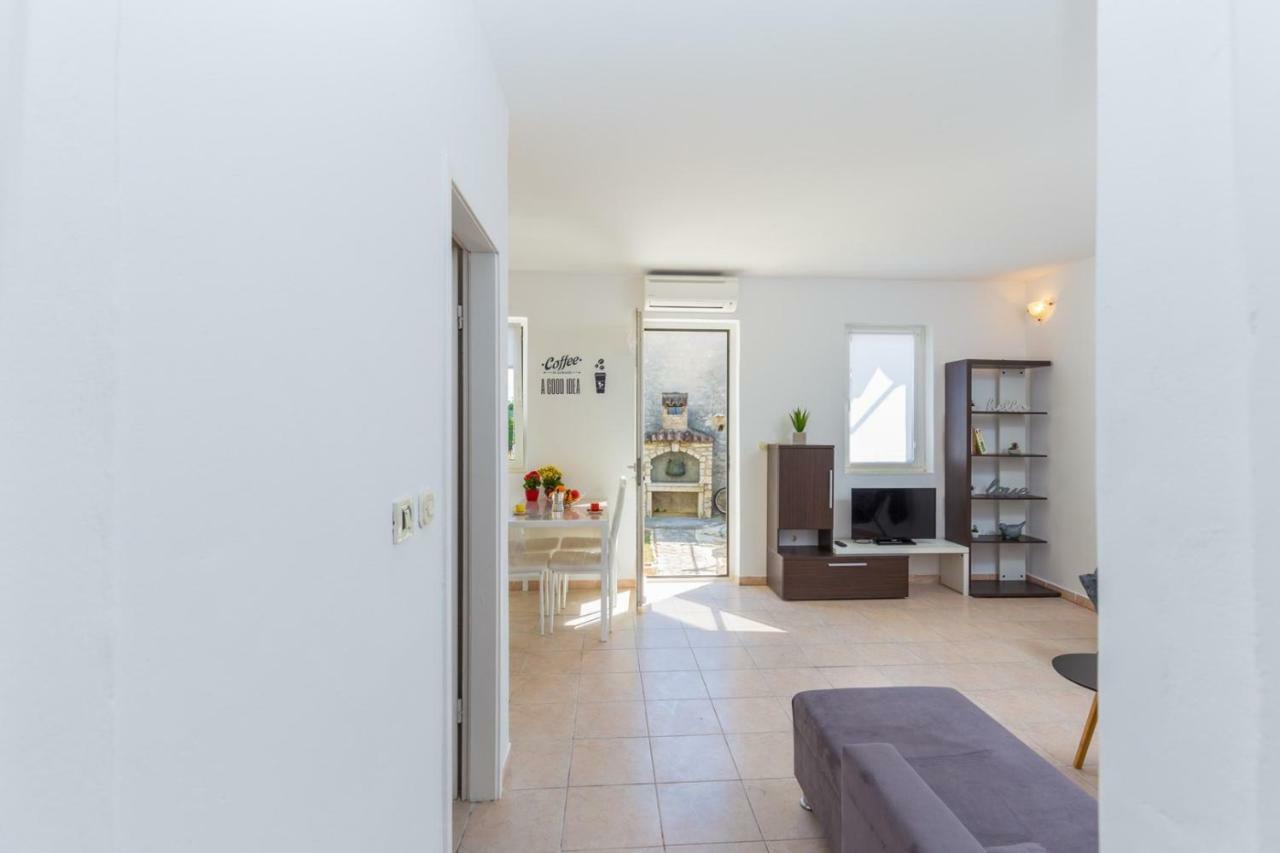 Apartment Kucera Ровинь Экстерьер фото